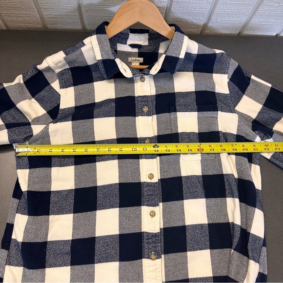 LL Bean Navy Plaid Long Sleeve Soft Flannel Shirt 100% Organic Cotton 506162 W L - Picture 10 of 16